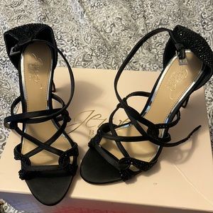 Badgley mischka geeky sandal black size 7